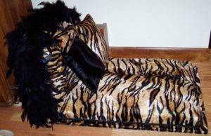 Tiger Stripe Pet Lounger