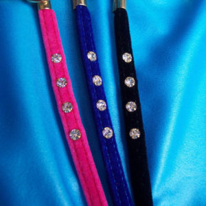 Velvet slimline rhinestone on velvet lead/leash.