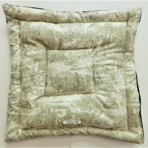 Upscale French Toile Design Pet Bed